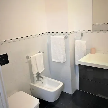 Casa vacanze C’mon Cannizzaro! // Tourist Lease *