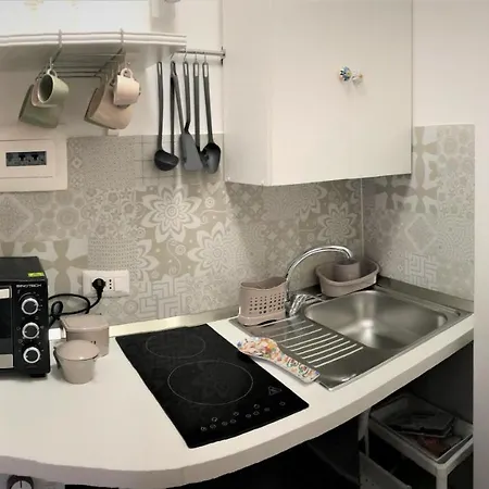 C'mon Cannizzaro! // Tourist Lease Holiday home *